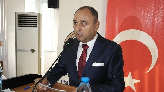 Salihli’de İlk Çekirdeksiz Kuru Üzüm Borsa’ya Geldi