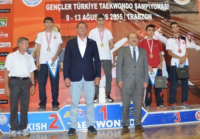 Gençler Türkiye Taekwondo Şampiyonası Trabzon’da Başladı