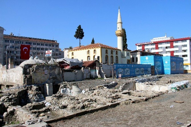 Saathane Meydanı Arkeolojik Kazı Çalışmaları İçin Mahkeme Sonuçları Bekleniyor