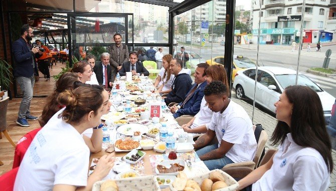 Hatay Maçı Öncesi Moral Buldular
