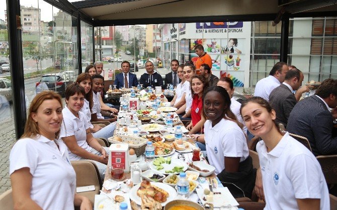 Hatay Maçı Öncesi Moral Buldular