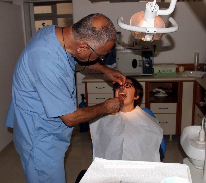 Türkiye Diş Fırçalamada Avrupa’nın 4 Kat Gerisinde