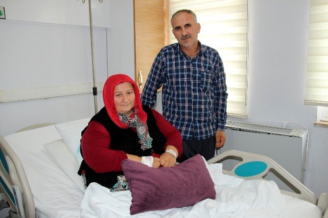 140 Kiloluk Şeker Hastası Kadına Kapalı Böbrek Taşı Ameliyatı