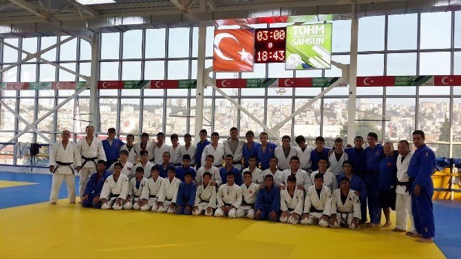 Olimpik Merkeze Yeni Judocular