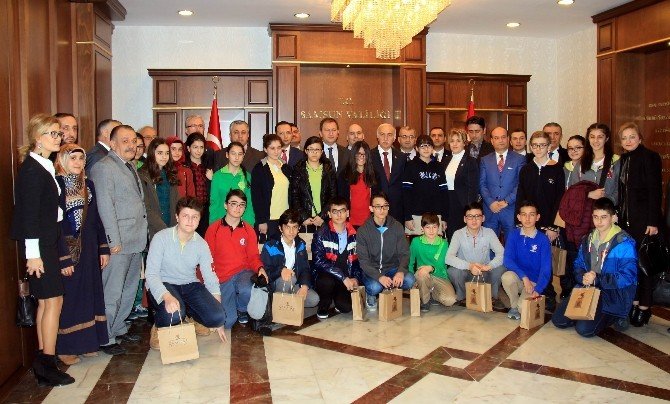Teog’dan Tam Puan Olan 21 Öğrenci Ödüllendirildi