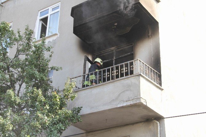 Samsun’da Ev Yangını Korkuttu