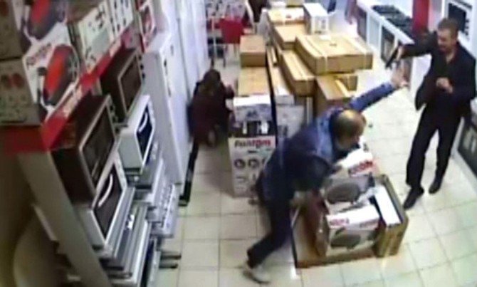 Silahla Dehşet Saçtı, 10 Yıl Ceza Aldı