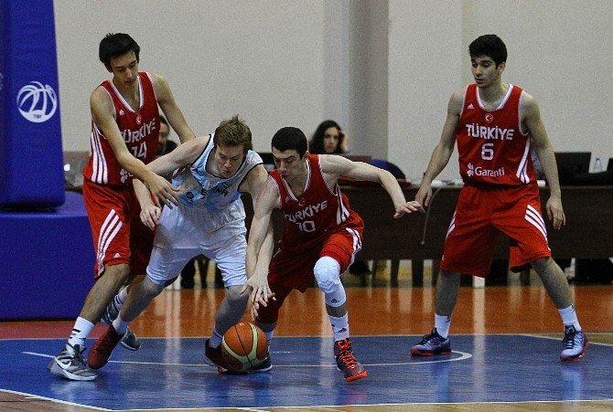 Uluslararası Yıldız Erkekler Basketbol Turnuvası