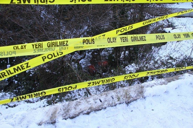 Samsun’da Otomobil Dereye Uçtu: 2 Yaralı