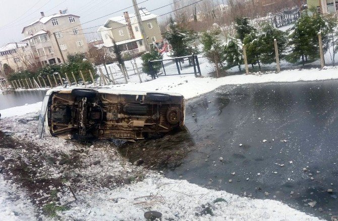 Samsun’da Yollar Buz Pistine Döndü