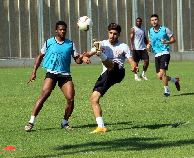 Ümit Özat’tan Kaleci Furkan Açıklaması