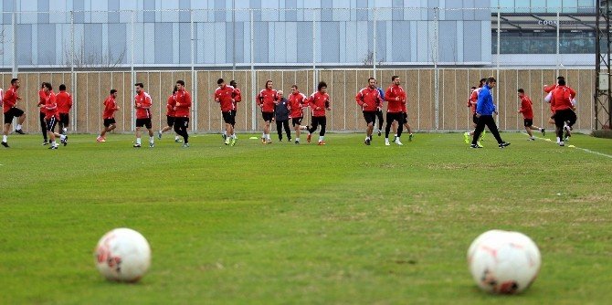 Korukır: “Aşağılara Düşmemiz Mümkün Değil”