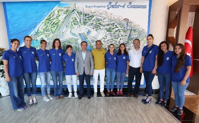 Samsun Canik Basket’ten Başkan Genç’e Ziyaret