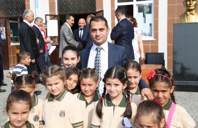 Canik’te Ders Zili Coşkulu Çaldı