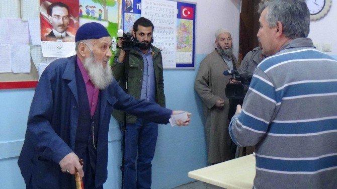 Tbmm Başkanı Yılmaz’ın Oy Kullandığı Sandıktan ‘Ak Parti’ Çıktı