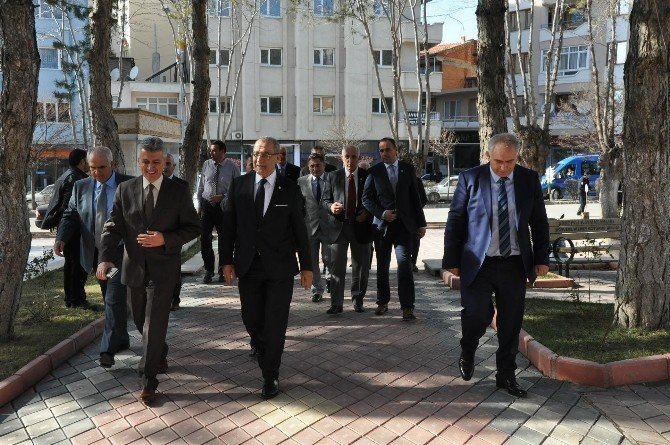 Türkiye Faal Futbol Hakemleri Ve Gözlemcileri Derneği Toplantısı Sandıklı’da Yapılıyor