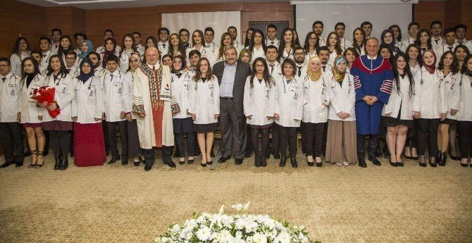 Sanko Üniversitesi Öğrencileri Beyaz Önlük Giydi