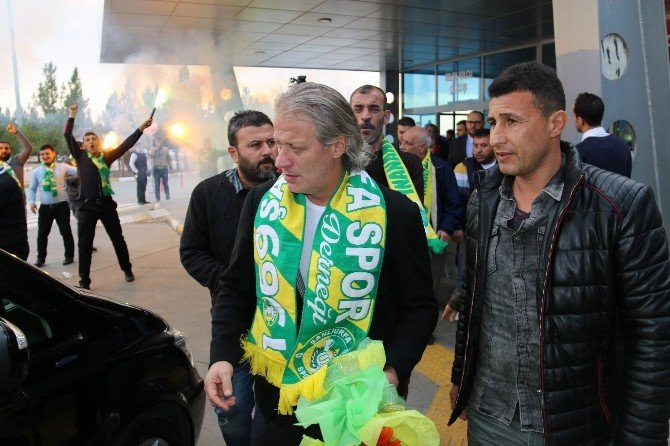 Tugay Kerimoğlu Şanlıurfa’ya Geldi