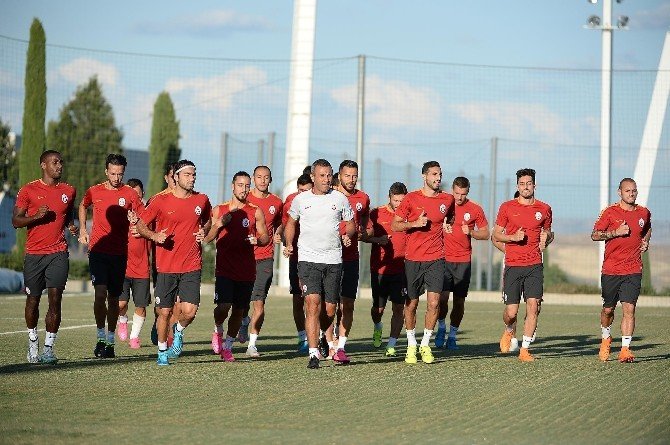 Galatasaray, Real Madrıd’e Hazır