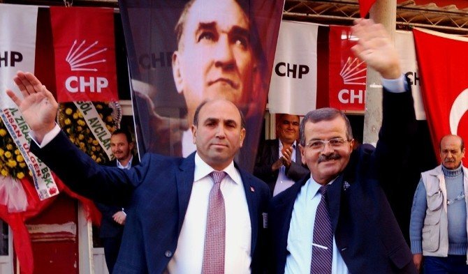 Sarıgöl Chp İlçe Başkanı Tahsin Akdeniz Oldu