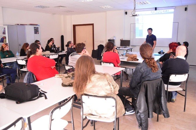 Saü’de Görsel Tasarımda Ses Ve Müzik Çalıştayı