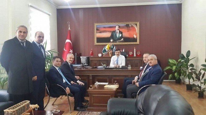Sungurlu’da Stadyum İle Spor Salonu’nun İfraz İşlemleri Gerçekleşti