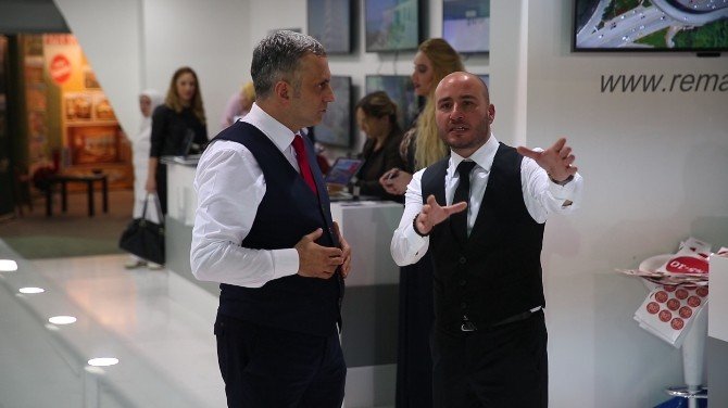 Faruk Kalkavan: "Dünyada İlk Emlak Süpermarketi Modelini Tanıttık"