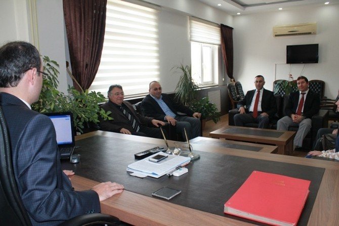 Arı Yetiştiricilerine Seminer