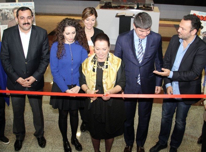 52. Uluslararası Antalya Film Festivali’nde "Kemal Sunal Sergisi" Açıldı