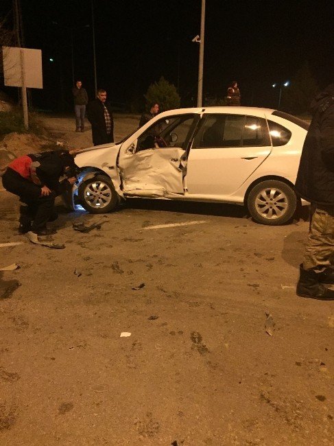 Sinop’ta Trafik Kazası: 3 Yaralı