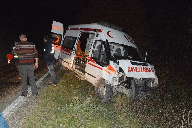 Sinop’ta Ambulans Kazası