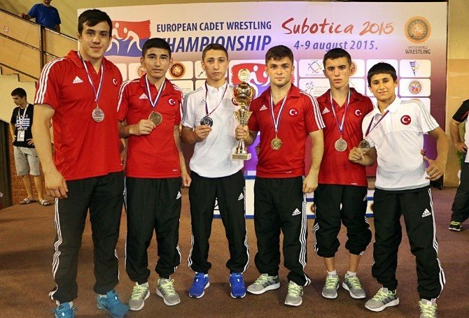 Serbest Güreş Milli Takımı, Avrupa İkincisi Oldu
