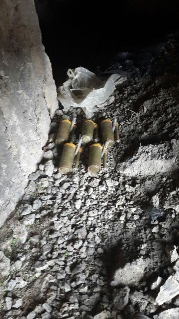 Şırnak’ta 5 Mayın, 3 Kaleşnikof Ve 1 Bixi Makinalı Tüfek Ele Geçirdi