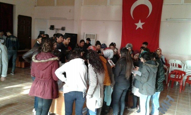 İdil’de Binlerce Öğrenci Karnelerini Alamadı