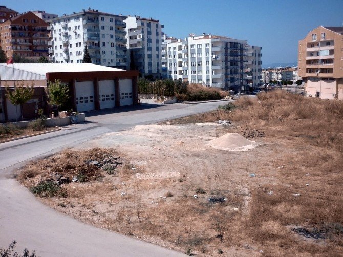 Mudanya’da Sgk Arsası Çöplük Olarak Kullanılıyor
