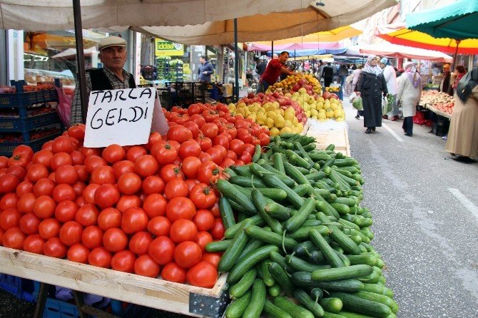 Kış Ürünleri Pazarlardaki Yerini Aldı