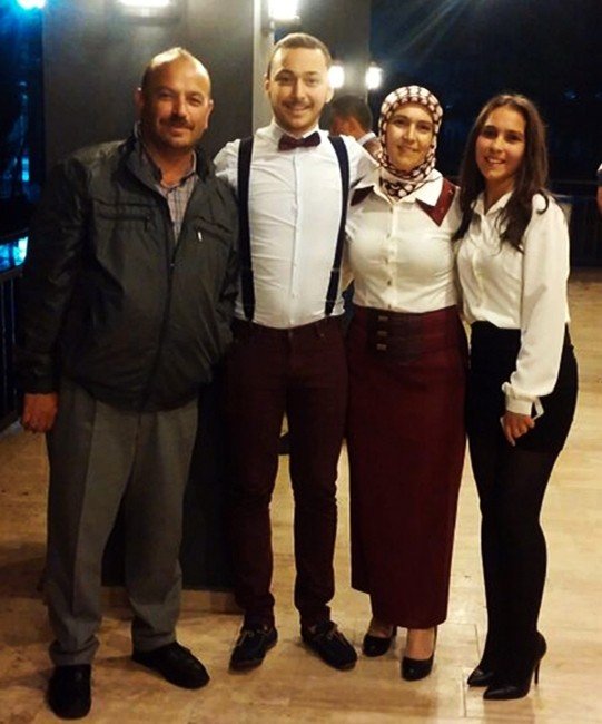 İkinci Hayat Kız Kardeşten