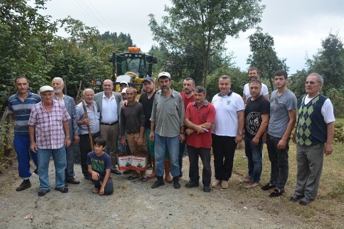 Trabzon’da Bulak Mahallesi’nde Asfalt Sevinci