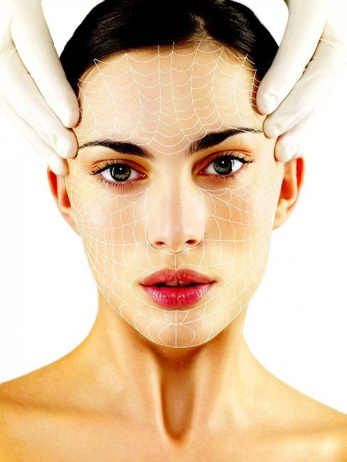 Örümcek Ağı Estetiği Tabuları Yıkıyor