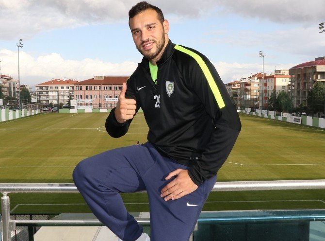 Mustafa Tiryaki Manisa Büyükşehir Belediyespor’da