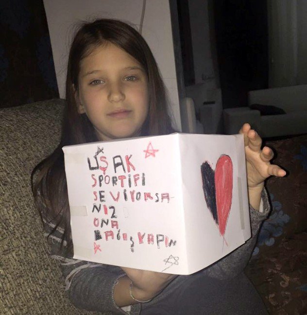 Milletvekilleri Maaşlarını Muratbey Uşak Sportif’e Bağışladı