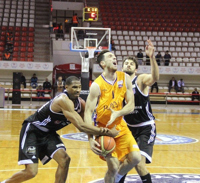 Spor Toto Basketbol Süper Ligi