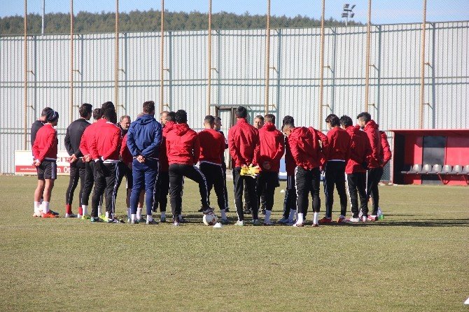 Mutlu Topçu’dan Galatasaray Maçı Değerlendirmesi