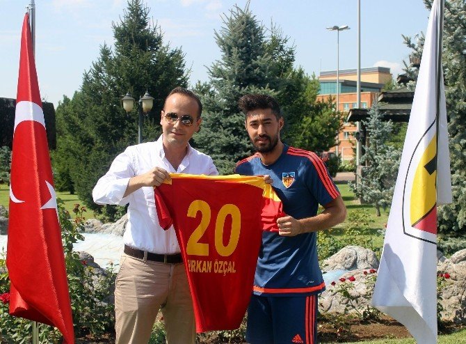 Kayserispor Furkan Özçal’ı Renklerine Bağladı