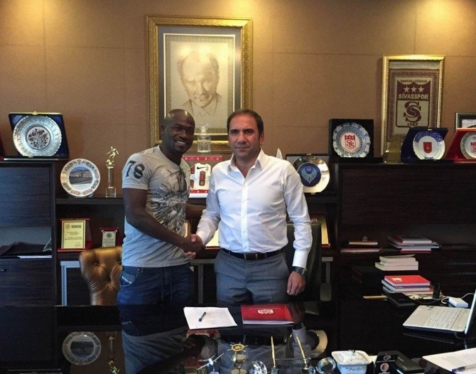 Medıcana Sivasspor Kone’yi Renkleri Bağladı