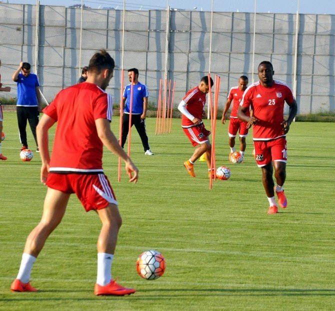 Medicana Sivasspor, Galatasaray Maçı Hazırlıklarını Sürdürüyor
