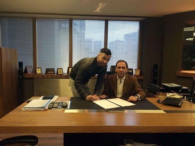 Medicana Sivasspor’a Lübnanlı Stoper