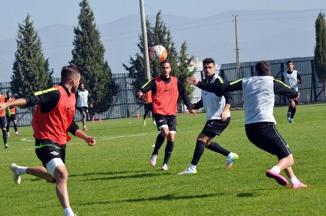 Akhisar Belediyespor, Kasımpaşa Maçının Hazırlıklarını Sürdürdü