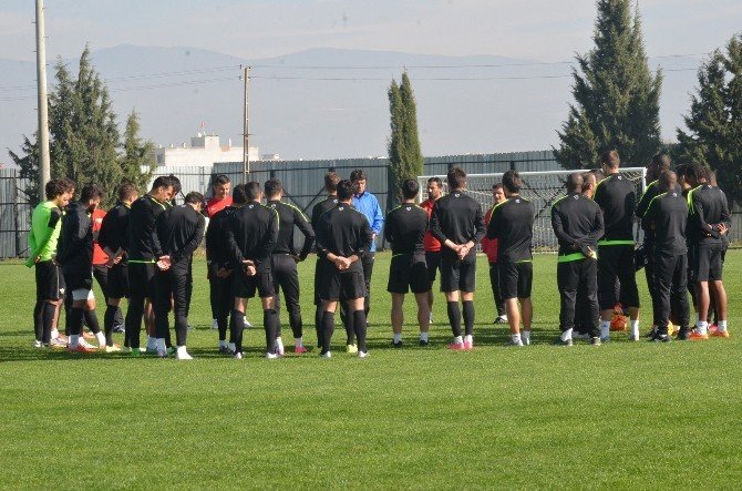Akhisar Belediyespor’dan Galatasaray’a Gözdağı