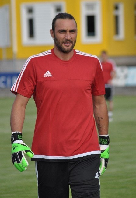 Kayserispor, Hakan Arıkan İle Yollarını Ayırdı
